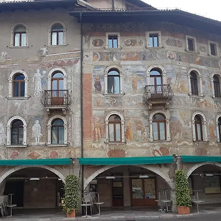 Lady Tulip - Monolocale Апартаменты