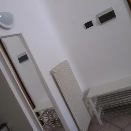 Lady Tulip - Monolocale Тренто